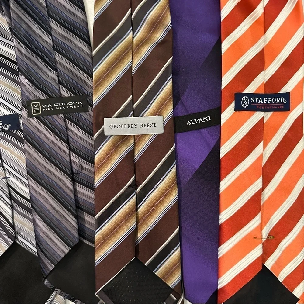 Mixed Lot of 12 Men’s Neck Ties Dept store brands Claiborne, Stafford, Alfani, x